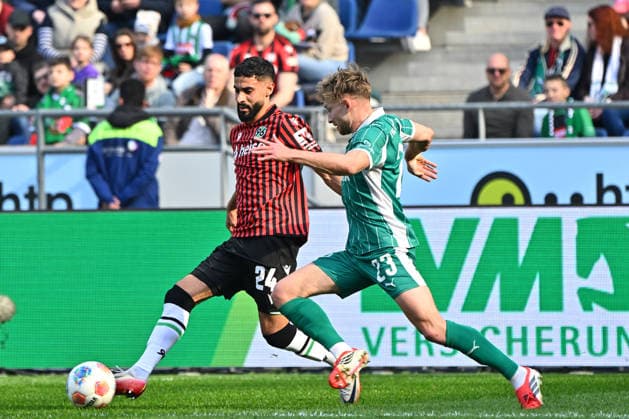 08 03 2026 Soccer Season 2025 2026 2 Soccer Bundesliga 25 Matchday Hannover 96 H96 SpVgg Greuther Fürth SGF Kleeblatt Sportfoto Zink MeZi xmexzix DFL regulations prohibit any use of photographs as image sequences and or quasi video only for editorial use Elias Saad 24, Hannover 96 H96 Jannik Dehm 23, SpVgg Greuther Fürth, rechts