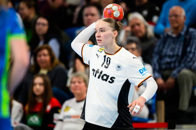 Handball, Womens European Championship Qualification, Germany Slovenia, 2nd round, Group 3, Nieke Kühne Kuehne Germany Heidelberg SNP Dome Baden Württemberg Germany