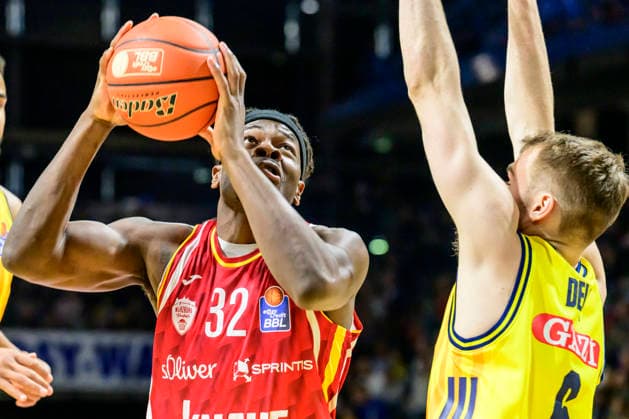 GER, Berlin, basketball, Alba Berlin vs Fitness First Wuerzburg Baskets, at the Max Schmeling Halle , BBL, pictured from left Charles Thompson Wuerzburg 32 , March 8, 2026 Copyright: HMBxMedia UwexKoch
