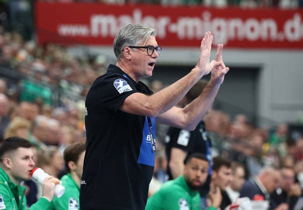 08 03 2026, xovx, Handball Daikin Handball Bundesliga, HSG Wetzlar MT Melsungen Coach Runar Sigtryggsson HSG Wetzlar Wetzlar Buderus Arena Hessen Germany EN