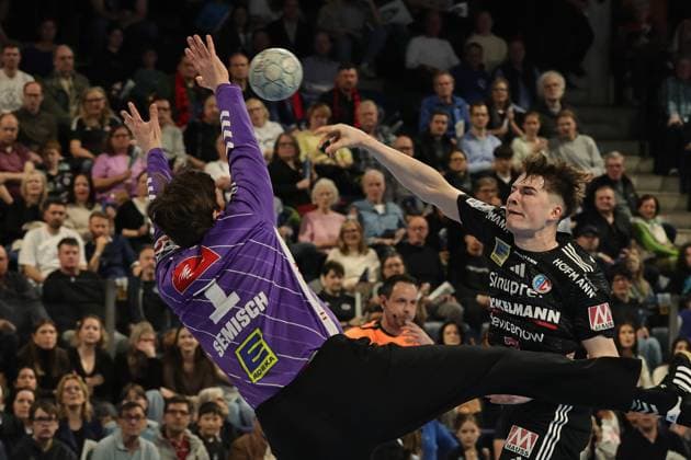 08 03 2026 Handball 1 Bundesliga DAIKIN HBL Season 2025 2026 24 Matchday HC Erlangen Metropolregion Nürnberg HCE GWD Minden DaMa xdaxmax Malte Semisch 1, GWD Minden Yannik Bialowas 7, HC Erlangen HCE