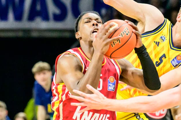 GER, Berlin, basketball, Alba Berlin vs Fitness First Wuerzburg Baskets, at the Max Schmeling Halle , BBL, pictured from left Marcus Carr Wuerzburg 05 , March 8, 2026 Copyright: HMBxMedia UwexKoch
