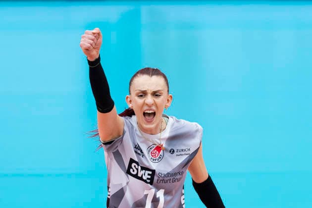 1 Volleyball Bundesliga Women Schwarz Weiss Erfurt vs Dresdner SC Erfurt 08 03 2026 Cheers, Isabel KovaÄiÄ‡ 11 Schwarz Weiss Erfurt 1 Volleyball Bundesliga Women Schwarz Weiss Erfurt vs Dresdner SC Riethsporthalle Erfurt 08 03 2026 Copyright: xBEAUTIFULxSPORTS Duehringx