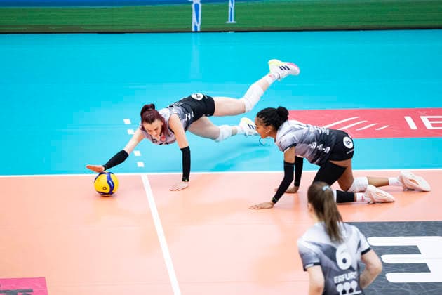 1 Volleyball Bundesliga Women Schwarz Weiss Erfurt vs Dresdner SC Erfurt 08 03 2026 Isabel KovaÄiÄ‡ 11 Schwarz Weiss Erfurt and Alianza Darley 14 Schwarz Weiss Erfurt right 1 Volleyball Bundesliga Women Schwarz Weiss Erfurt vs Dresdner SC Riethsporthalle Erfurt 08 03 2026 Copyright: xBEAUTIFULxSPORTS Duehringx