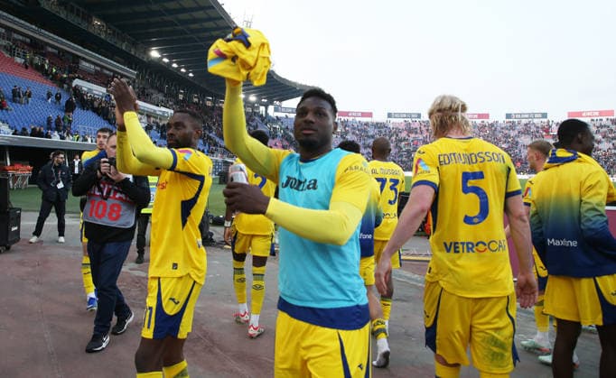 Verona™s final exultation during the Serie A soccer match between Bologna and Verona at the Renato Dall™Ara Stadium in Bologna - Sunday, March 8, 2026. - Soccer .  Copyright: xGiannixSantandrea LaPressex