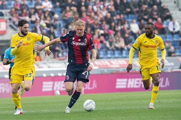 Foto IPP Damiano Fiorentini Bologna 08 03 2026 Calcio Campionato serie A 2025-2026 partita: Bologna-Hellas Verona nella foto: Jens Odgaard in azione Italy Photo Press World Copyright italy ITALY  Copyright: xR4924_italyphotopressx