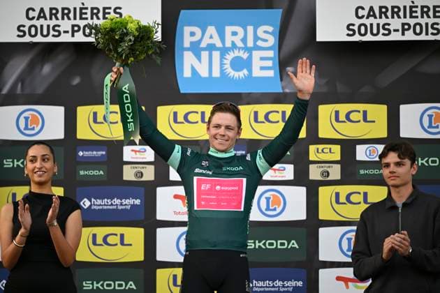Paris Nice 2026 Stage 1 CARRIERES-SOUS-POISSY, FRANCE - MARCH 08 : Lamperti Luke (USA) of EF Education - Easypost pictured with the green jersey during the podium ceremony of stage 1 of the 84th edition of Paris - Nice an UCI World Tour 2.UWT cycling road race stage for Men Elite of 171.2 km with start in Acheres and finish in Carrieres-sous-Poissy on March 8, 2026 in Carrieres-sous-Poissy, France, 08 03 2026 ( Motordriver Guy De Vuyst - Carrieres-sous-Poissy France  Copyright: xNicoxVereeckenx