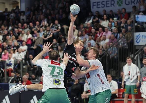 08 03 2026 Handball 1 Bundesliga DAIKIN HBL Season 2025 2026 24 Matchday HC Erlangen Metropolregion Nuremberg HCE GWD Minden DaMa xdaxmax Andri Mar Runarsson 4, HC Erlangen HCE in attack
