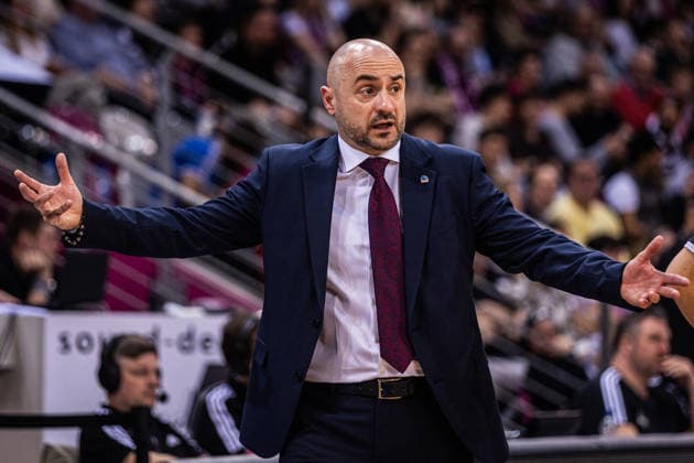 easyCredit Basketball Bundesliga, Telekom Baskets Bonn vs Syntainics MBC, 08 03 2026 Milenko Bogicevic Syntainics MBC head coach is dissatisfied easyCredit Basketball Bundesliga, Telekom Baskets Bonn vs Syntainics MBC, 08 03 2026, Telekom Dome Bonn Copyright: xBEAUTIFULxSPORTS Derixx