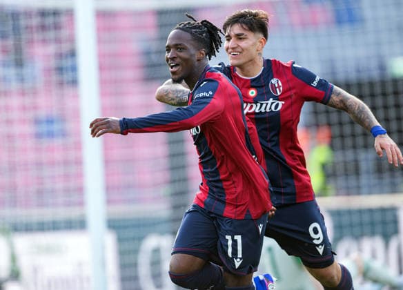 Foto IPP Damiano Fiorentini Bologna 08 03 2026 Calcio Campionato serie A 2025-2026 partita: Bologna-Hellas Verona 1-2 nella foto: esultanza gol di Jonathan Rowe con Santiago Castro Italy Photo Press World Copyright italy ITALY  Copyright: xR4924_italyphotopressx