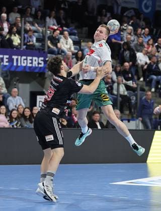 08 03 2026 Handball 1 Bundesliga DAIKIN HBL Season 2025 2026 24 Matchday HC Erlangen Metropolregion Nürnberg HCE GWD Minden DaMa xdaxmax Tobias Buck 39, HC Erlangen HCE Karolis Antanavicius 8, GWD Minden
