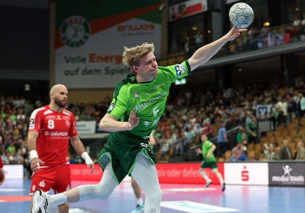 08 03 2026, xovx, Handball Daikin Handball Bundesliga, HSG Wetzlar MT Melsungen v l Adrian Sipos MT Melsungen , Tristan Kirschner HSG Wetzlar Wetzlar Buderus Arena Hessen Germany EN