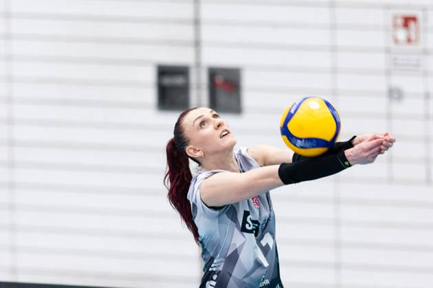 1 Volleyball Bundesliga Women Schwarz Weiss Erfurt vs Dresdner SC Erfurt 08 03 2026 Isabel KovaÄiÄ‡ 11 Schwarz Weiss Erfurt 1 Volleyball Bundesliga Women Schwarz Weiss Erfurt vs Dresdner SC Riethsporthalle Erfurt 08 03 2026 Copyright: xBEAUTIFULxSPORTS Duehringx
