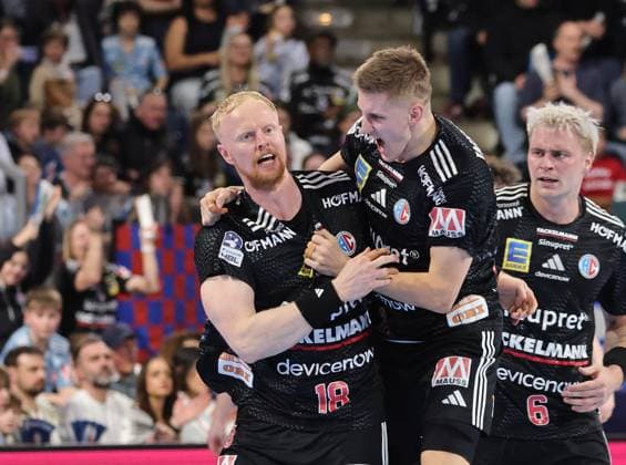 08 03 2026 Handball 1 Bundesliga DAIKIN HBL Season 2025 2026 24 Matchday HC Erlangen Metropolregion Nürnberg HCE GWD Minden DaMa xdaxmax Jubel Freude Sebastian Firnhaber 18, HC Erlangen HCE Sander Andreassen Overjordet 8, HC Erlangen HCE