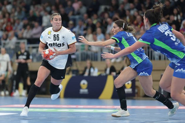 Germany Slovenia, European Womens Handball Championship Qualifier Dana Bleckmann Germany, 66 European Womens Handball Championship Qualifier between Germany and Slovenia on March 8 at SNP dome Heidelberg , Heidelberg Baden Württemberg Germany SNP dome