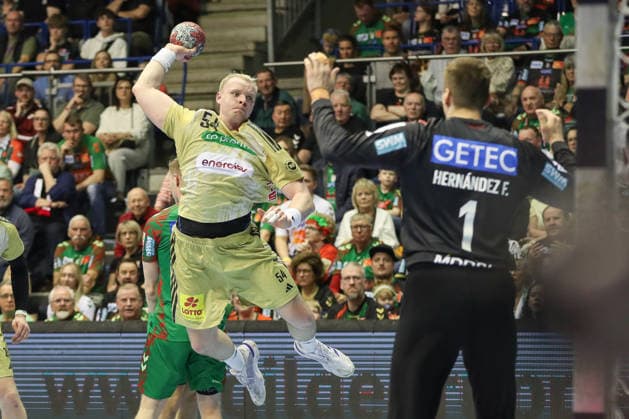 08 03 2026, xgox, Handball Daikin HBL SC Magdeburg TSV Hannover Burgdorf emspor, v l Justus Fischer Hannover, 54 throws goal, Torschuetze, scores goal, Treffer, scores the goal Magdeburg