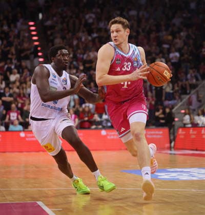 Patrick Heckmann Telekom Baskets Bonn vs SYNTAINICS MBC 23 Speiltag season 2025 26