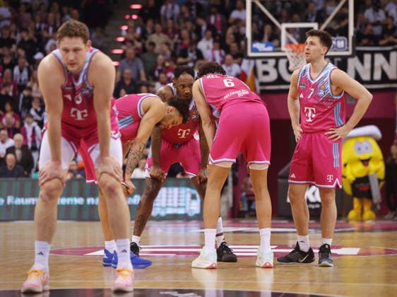 Huddle Telekom Baskets Bonn vs SYNTAINICS MBC 23 Speiltag season 2025 26