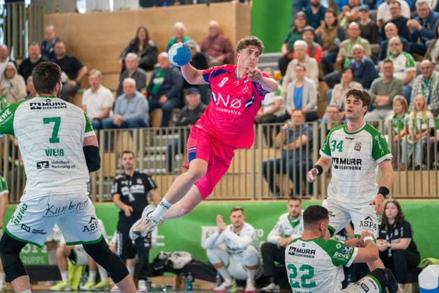 Handball I Men I Season 2025 2026 I 2 Bundesliga I 23 Matchday I HC Oppenweiler Backnang TSV Bayer Dormagen I 08 03 2026 Florian Boehnert 9, TSV Bayer Dormagen im Wurf Backnang Murrtal Arena Baden Württemberg Germany Copyright: xLobeca MaxxPetershansx
