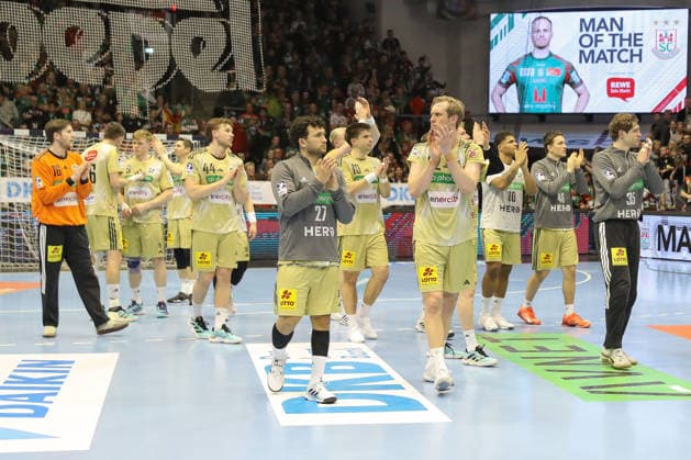 08 03 2026, xgox, Handball Daikin HBL SC Magdeburg TSV Hannover Burgdorf emspor, v l Hannover disappointed, looks disappointed, disappointed Magdeburg