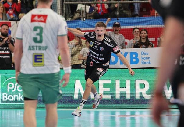 08 03 2026 Handball 1 Bundesliga DAIKIN HBL Season 2025 2026 24 Matchday HC Erlangen Metropolregion Nuremberg HCE GWD Minden DaMa xdaxmax Sander Andreassen Overjordet 8, HC Erlangen HCE clenches fists fists rejoices joy