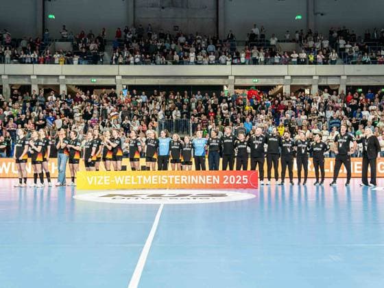 The national team watches the highlights of the 2025 World Championship, Germany vs Slovenia, handball, European Championship qualification, women, 2025 2026 season, 08 03 2026, Germany vs Slovenia, handball, European Championship qualification, women, 2025 2026 season, 08 03 2026 Heidelberg Copyright: xEibner-Pressefoto MichaelxSchmidx EP_MST