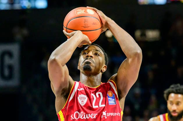 GER, Berlin, basketball, Alba Berlin vs Fitness First Wuerzburg Baskets, at the Max Schmeling Halle , BBL, pictured from left Johnathan Stove Wuerzburg 22 , March 8, 2026 Copyright: HMBxMedia UwexKoch