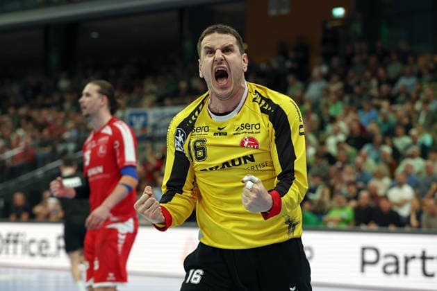 08 03 2026, xovx, Handball Daikin Handball Bundesliga, HSG Wetzlar MT Melsungen Cheers for Nebojsa Simic MT Melsungen Wetzlar Buderus Arena Hessen Germany EN
