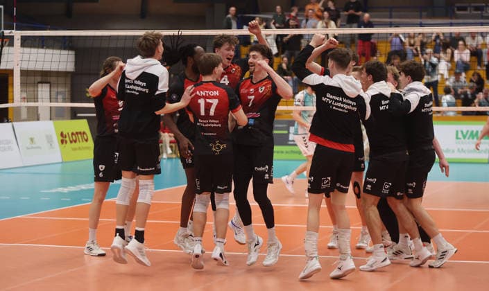 Ludwigsburg , 1 Bundesliga Volleyball Barock Volleys MTV Ludwigsburg vs SWD powervolleys Düren , Jubel Ludwigsburg