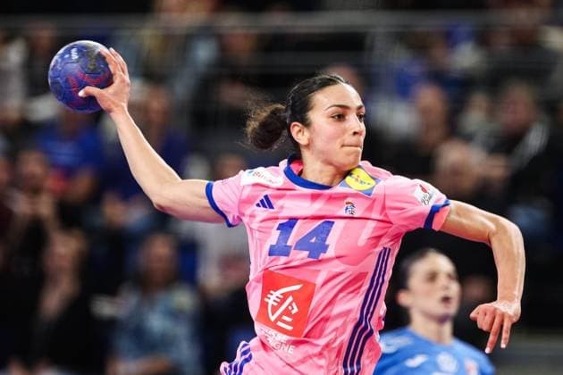 Handball Féminin : France - Croatie (Qualification Euro) PHOTOPQR LE REPUBLICAIN LORRAIN Hugo AZMANI ; Metz ; 08 03 2026 ; Handball Féminin : France - Croatie (Qualification Euro); Nina Dury (FRA) Metz, France, march 8th 2026 Women s Handball: France vs. Croatia EURO Qualifier, EM, Europameisterschaft Metz Moselle Moselle Lorraine France  Copyright: xPHOTOPQR LExREPUBLICAINxLORRAIN xHugoxAZMANIx 20260308RBL3199 20260308RBL3199