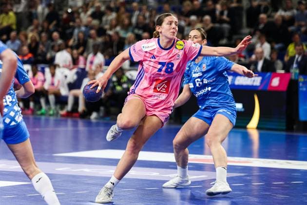Handball Féminin : France - Croatie (Qualification Euro) PHOTOPQR LE REPUBLICAIN LORRAIN Hugo AZMANI ; Metz ; 08 03 2026 ; Handball Féminin : France - Croatie (Qualification Euro); Enola Borg (FRA) Metz, France, march 8th 2026 Women s Handball: France vs. Croatia EURO Qualifier, EM, Europameisterschaft Metz Moselle Moselle Lorraine France  Copyright: xPHOTOPQR LExREPUBLICAINxLORRAIN xHugoxAZMANIx 20260308RBL3207 20260308RBL3207
