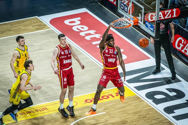 Basketball Berlin 08 03 2026 Season 2025 2026 EasyCredit BBL 1 Bundesliga Men, Men Alba Berlin Fitness First Würzburg Baskets Charles Thompson Würzburg, No 32