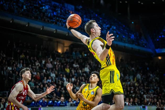 Basketball Berlin 08 03 2026 Season 2025 2026 EasyCredit BBL 1 Bundesliga Men, Men Alba Berlin Fitness First Würzburg Baskets Justin Bean Alba Berlin, No 34