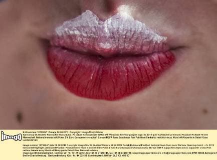 Football, EURO 2012, Female fans increase the attractiveness of the European Championship