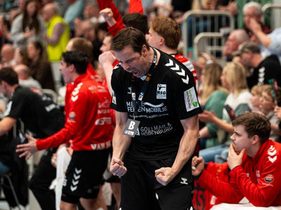 Mark Bult HSG Nordhorn Lingen, Coach cheers HSG Nordhorn Lingen vs HBW Balingen Weilstetten , Handball, 2 Bundesliga, Matchday 23, Season 2025 2026, 08 03 2026 HSG Nordhorn Lingen vs HBW Balingen Weilstetten , Handball, 2 Bundesliga, Matchday 23, Season 2025 2026, 08 03 2026 Nordhorn Copyright: xEibner-Pressefoto DamianxKruczynx EP_DKI