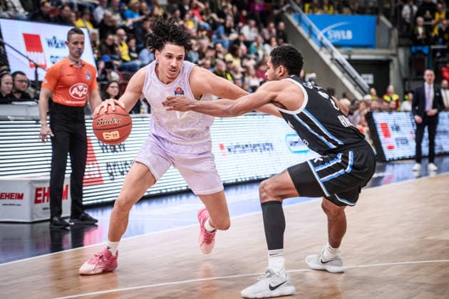 Lenny Anigbata MHP RIESEN Ludwigsburg, 12 vs Kenneth Ogbe Veolia Towers Hamburg, 25 GER, MHP Riesen Ludwigsburg Veolia Towers Hamburg, Basketball Bundesliga, easycredit BBL, 23 Matchday, Season 2025 2026, 08 03 2026 GER, MHP Riesen Ludwigsburg Veolia Towers Hamburg, Basketball Bundesliga, easycredit BBL, 23 Matchday, Season 2025 2026, 08 03 2026 Ludwigsburg Copyright: xSandyxDinkelackerx EP_SDR