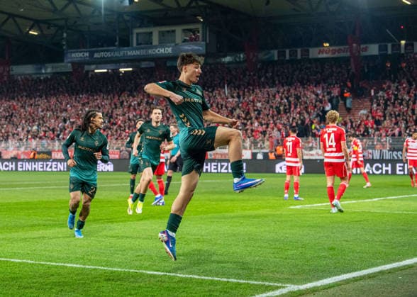 Soccer, Men, Season 2025 2026, 1 Bundesliga 25 Matchday , 1 FC Union Berlin SV Werder Bremen, Patrice Covic Bremen , Celebration after goal to 1 4, 08 03 2026, Copyright: xSebastianxRäppold MatthiasxKochx