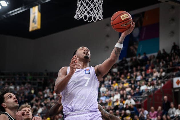 Elijah Hughes MHP RIESEN Ludwigsburg, 07 moves to the basket GER, MHP Riesen Ludwigsburg Veolia Towers Hamburg, Basketball Bundesliga, easycredit BBL, 23 match day, 2025 2026 season, 08 03 2026 GER, MHP Riesen Ludwigsburg Veolia Towers Hamburg, Basketball Bundesliga, easycredit BBL, 23 match day, 2025 2026 season, 08 03 2026 Ludwigsburg Copyright: xSandyxDinkelackerx EP_SDR
