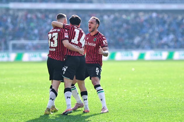 2 Bundesliga Hannover 96 SpVgg Greuther Fürth on 08 03 2026 at the HDI Arena in Hannover Cheering, goal celebration, goal scorer Maurice Neubauer Hannover celebrates after his goal to 1 1 with Husseyn Chakroun Hannover and Virgil Ghita Hannover MT