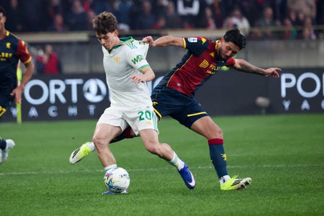 Serie A, Day 28, Stadio Ferraris, Genova, Genoa-Roma, in the photo: Venturino and Ellertsson  Copyright: xGabrielexSiri IPAxSportx xipa-agency.netx xx IPA_72583425 IPA_Agency_IPA72583425
