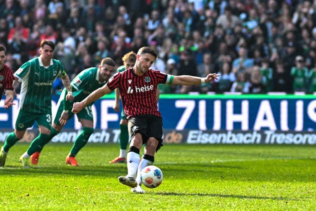 2 Bundesliga Hannover 96 SpVgg Greuther Fürth on 08 03 2026 at the HDI Arena in Hannover Enzo Leopold Hannover MT