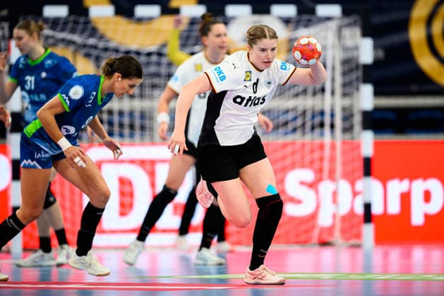 Handball, Womens European Championship Qualification, Germany Slovenia, 2nd round, Group 3, Nina Engel Germany Heidelberg SNP Dome Baden Württemberg Germany