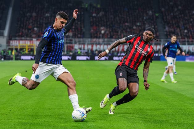 Luis Henrique of FC Internazionale seen in action during Serie A 2025 26 football match between AC Milan and FC Internazionale at San Siro Stadium in Milan  Copyright: xFabrizioxCarabelli IPAxSportx xipa-agency.netx xx IPA_72588649 IPA_Agency_IPA72588649