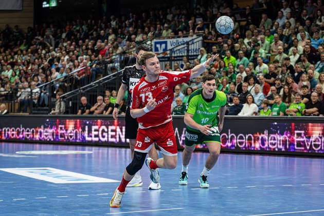 08 03 2026, xovx, Handball Daikin Handball Bundesliga, HSG Wetzlar MT Melsungen v l Timo Kastening MT Melsungen , Josip Simic HSG Wetzlar Wetzlar Buderus Arena Hessen Germany EN