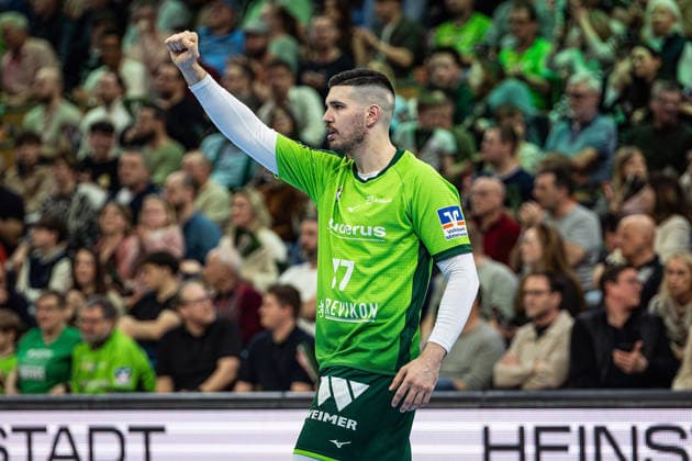 08 03 2026, xovx, Handball Daikin Handball Bundesliga, HSG Wetzlar MT Melsungen Cheers for Stefan Cavor HSG Wetzlar Wetzlar Buderus Arena Hessen Germany EN