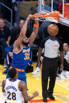 March 8, 2026, Los Angeles, California, USA: New York KnicksÃ¢â‚¬â ¢ Karl-Anthony Towns (32) dunks against the Los Angeles Lakers during an NBA, Basketball Herren, USA basketball game at Crypto.com Arena on Sunday, March 8, 2026 in Los Angeles. NBA 2026: Knicks Vs Lakers  - ZUMAc68_ 20260308_zaf_c68_022 Copyright: xRingoxChiux