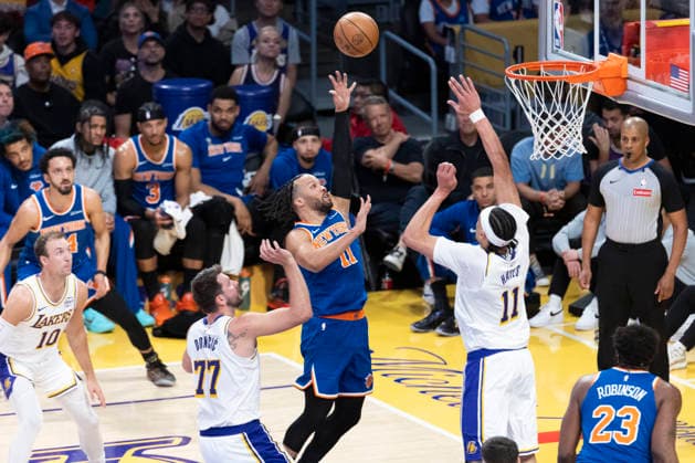 March 8, 2026, Los Angeles, California, USA: New York KnicksÃ¢â‚¬â ¢ Jalen Brunson (11) shoots against Los Angeles LakersÃ¢â‚¬â ¢ Jaxson Hayes (11) during an NBA, Basketball Herren, USA basketball game at Crypto.com Arena on Sunday, March 8, 2026 in Los Angeles. NBA 2026: Knicks Vs Lakers  - ZUMAc68_ 20260308_zaf_c68_024 Copyright: xRingoxChiux