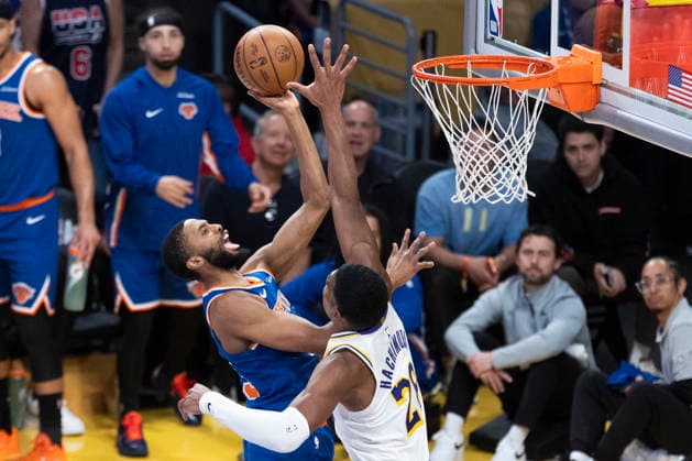 March 8, 2026, Los Angeles, California, USA: New York KnicksÃ¢â‚¬â ¢ Mikal Bridges (25) goes to the basket against Los Angeles LakersÃ¢â‚¬â ¢ Rui Hachimura (28) during an NBA, Basketball Herren, USA basketball game at Crypto.com Arena on Sunday, March 8, 2026 in Los Angeles. NBA 2026: Knicks Vs Lakers  - ZUMAc68_ 20260308_zaf_c68_048 Copyright: xRingoxChiux