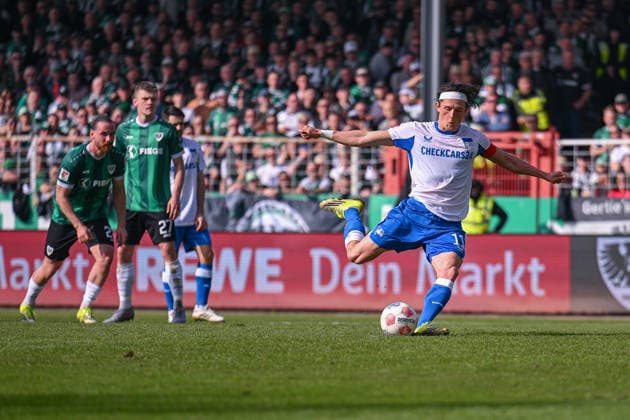 08 03 2026, Soccer, 2 Bundesliga, 25 Matchday Season 2025 2026, Preußen Münster Hertha BSC, Fabian Reese Hertha BSC scores the goal to 0 1 by penalty kick, xRHR PHOTO TKx Copyright: RHR-FOTOx RHR-FOTO TK