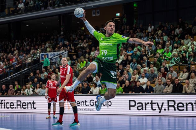 08 03 2026, xovx, Handball Daikin Handball Bundesliga, HSG Wetzlar MT Melsungen v l Timo Kastening MT Melsungen , Dainis Kristopans MT Melsungen , Ahmet Nafea HSG Wetzlar Wetzlar Buderus Arena Hessen Germany EN
